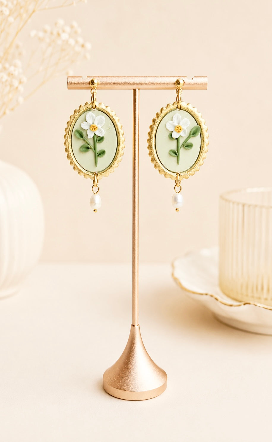 Pearl Daisy Drop